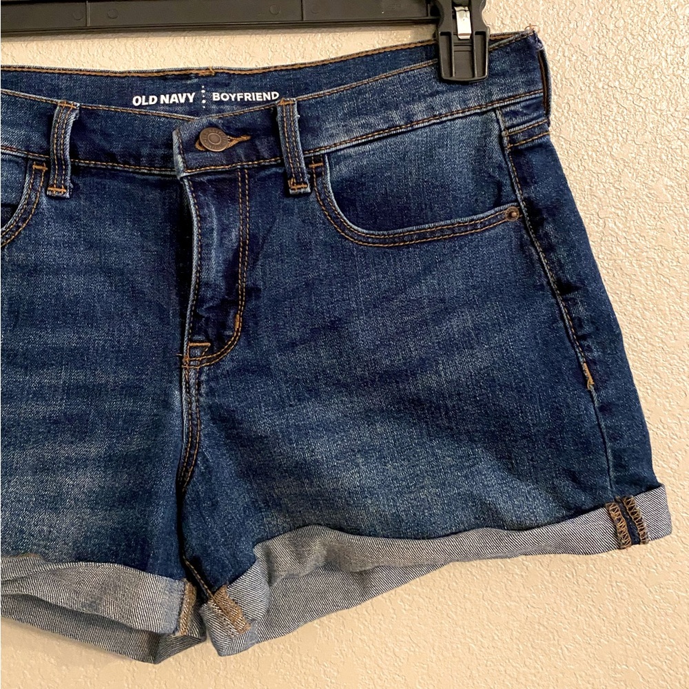 Old Navy • Boyfriend Jean shorts